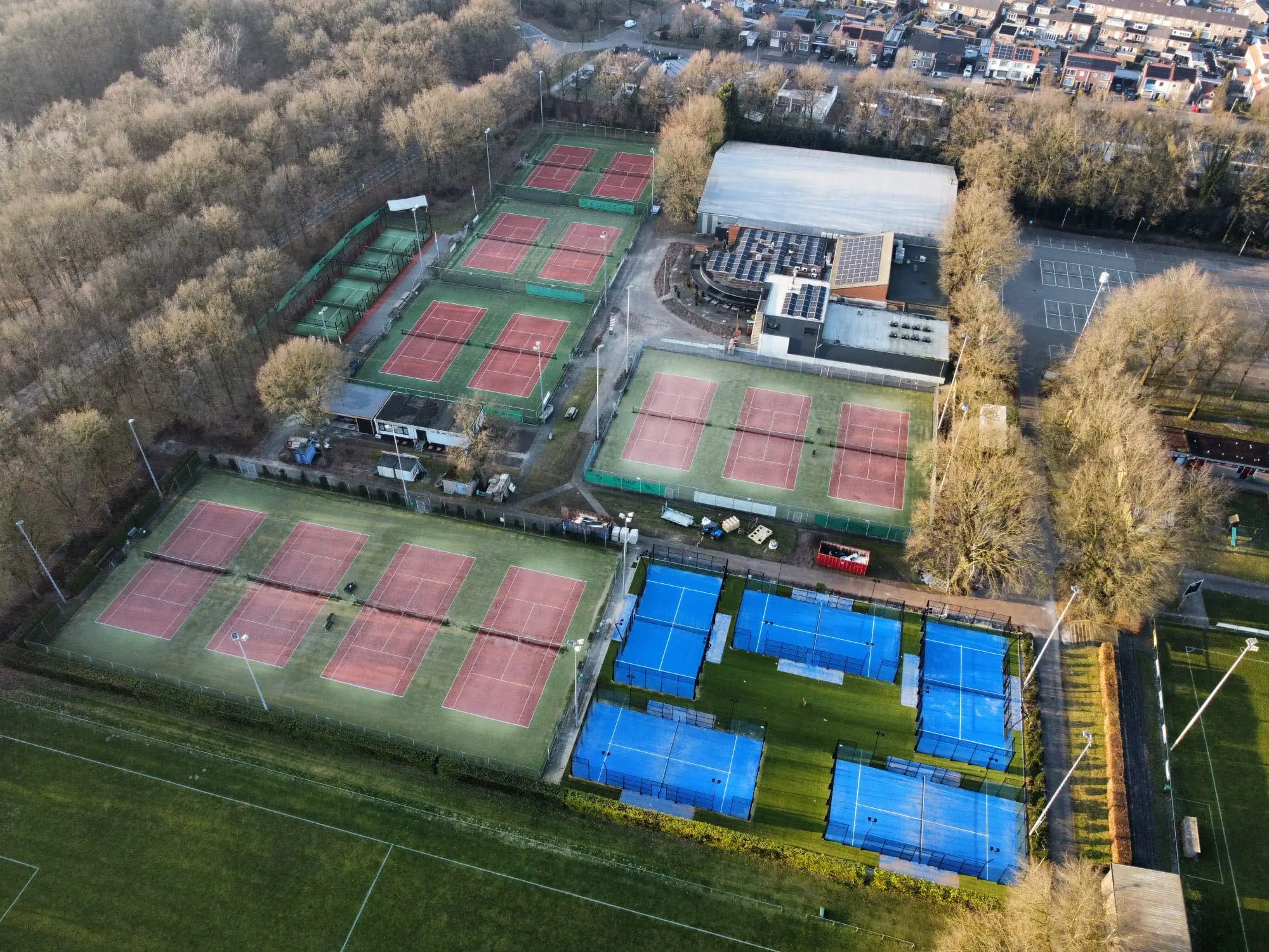 TPV de Hoge Heide 13 tennisbanen 7 padelbanen