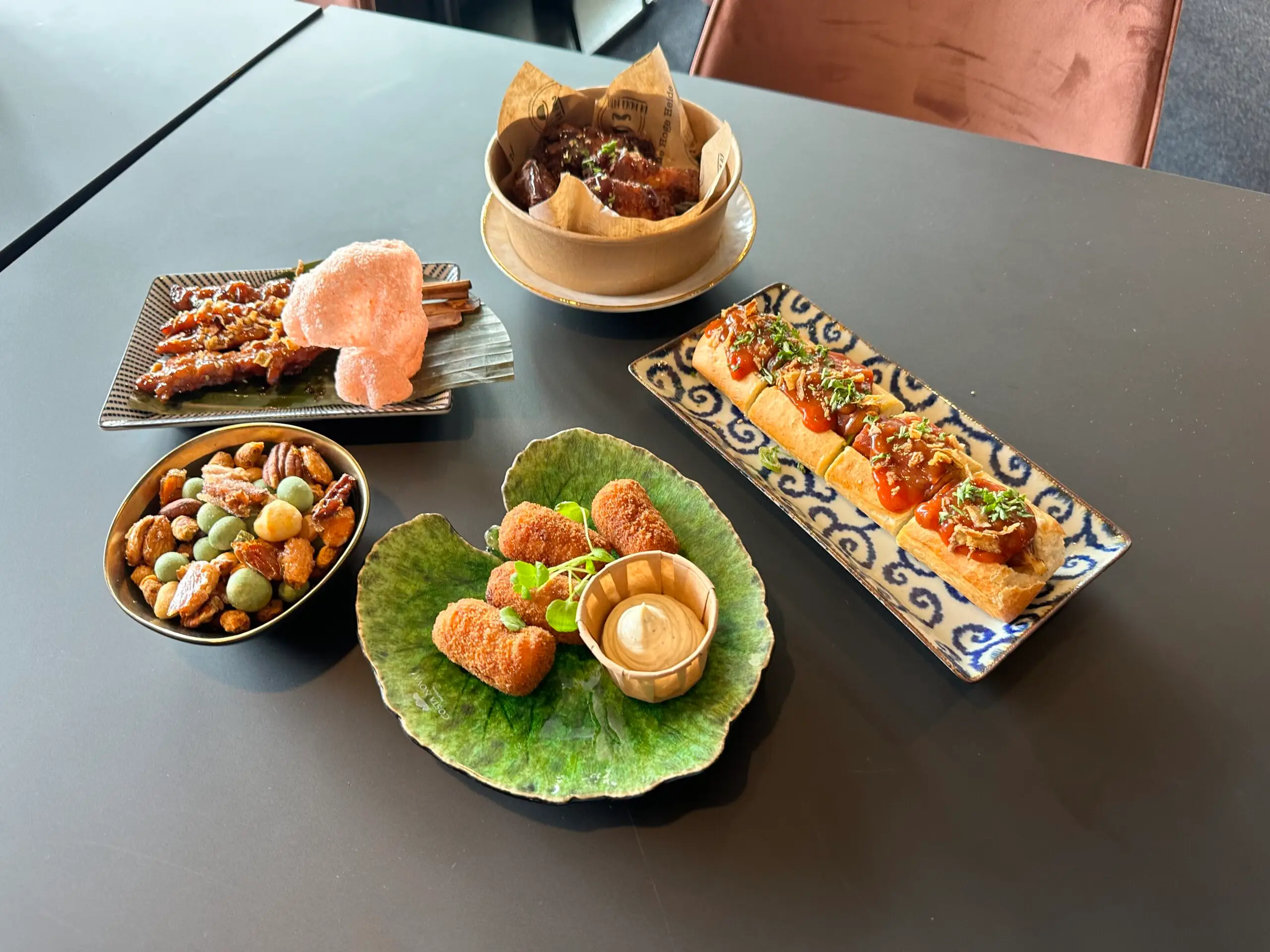 Verschillende lekkernijen van het Hapasmenu