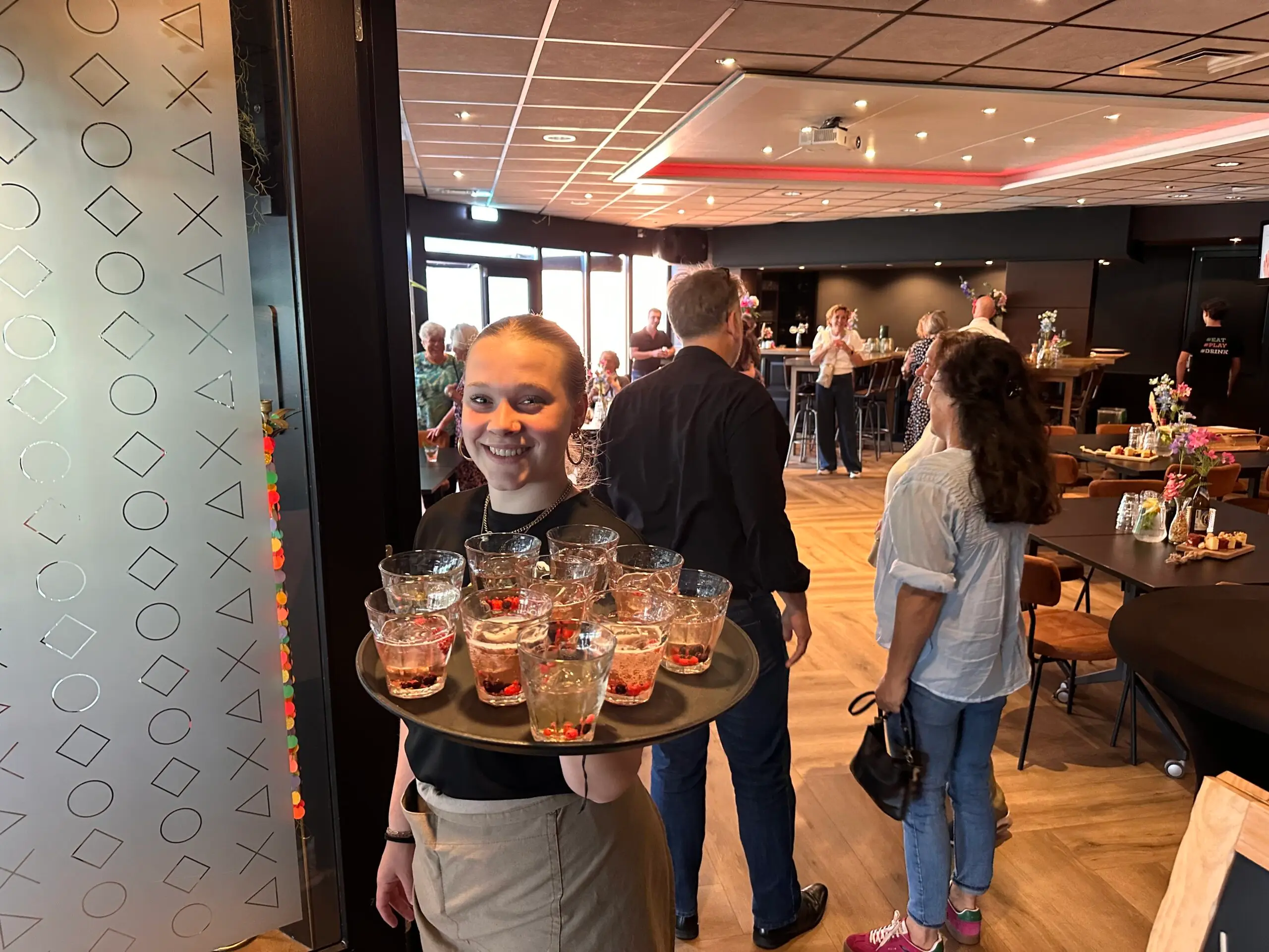 Feest bij De Hoge Heide bediening